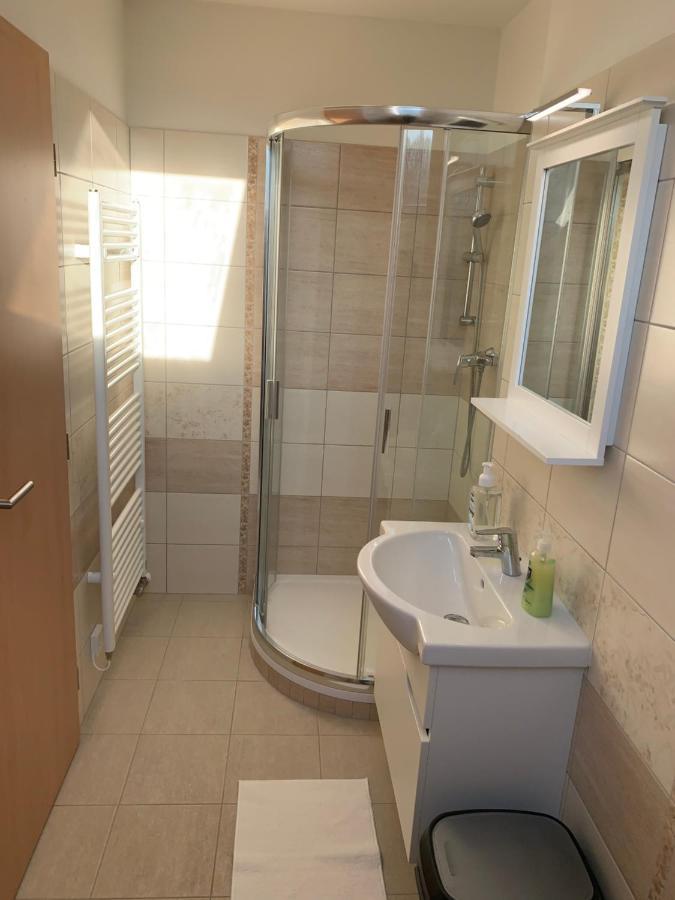 Kasperky 440 Apartment Касперске Хори Екстериор снимка