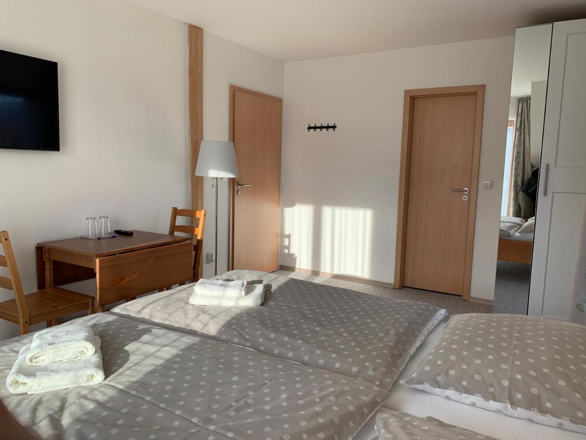 Kasperky 440 Apartment Касперске Хори Екстериор снимка
