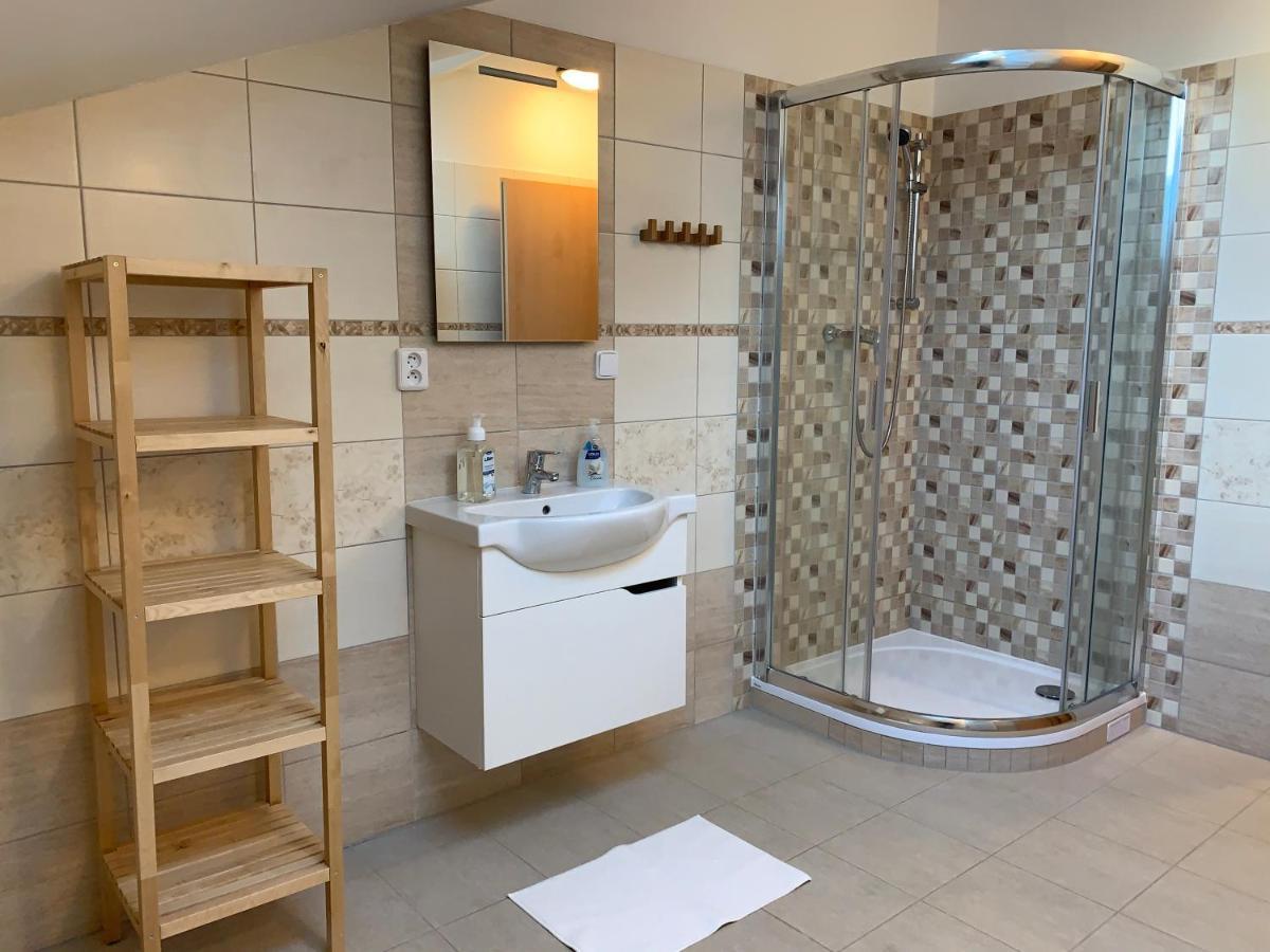 Kasperky 440 Apartment Касперске Хори Екстериор снимка